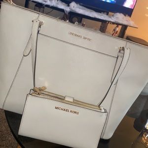 Michael kors purse & wallet